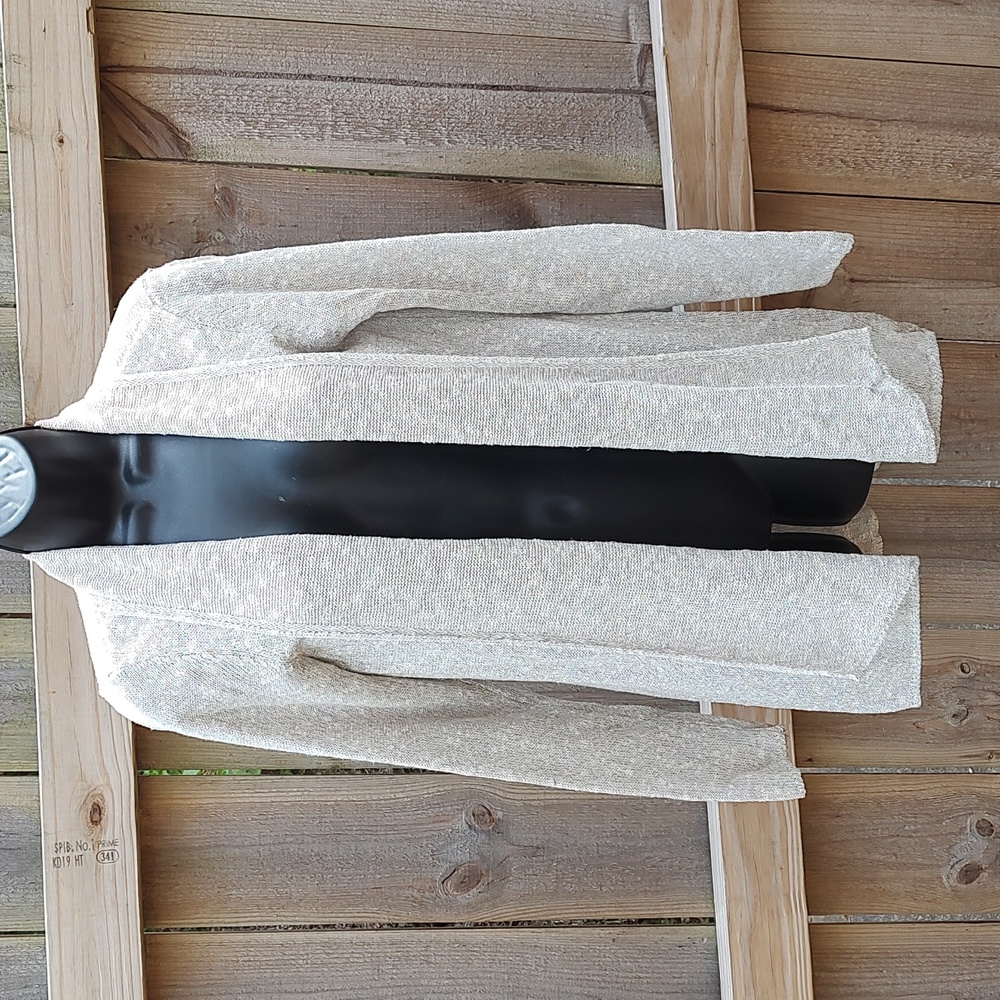 🏵️ Eileen Fisher Linen Knit Cardigan